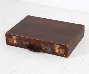 VINTAGE PENGRAGON LEATHER BRIEFCASE