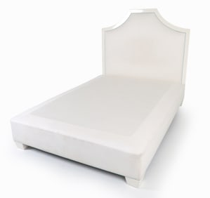 WHITE LACQUERED QUEEN BED FRAME