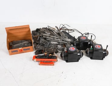LIONEL TRAIN TRACKS & TRAINMASTERS GROUPING