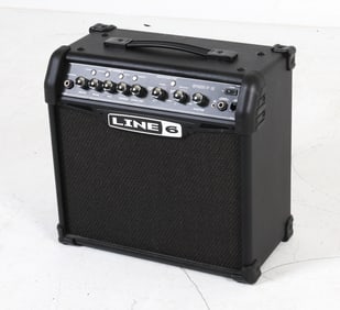 LINE 6 SPIDER IV 15-WATT GUITAR AMP