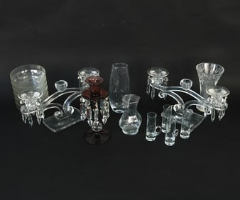 GROUPING OF GLASSWARE