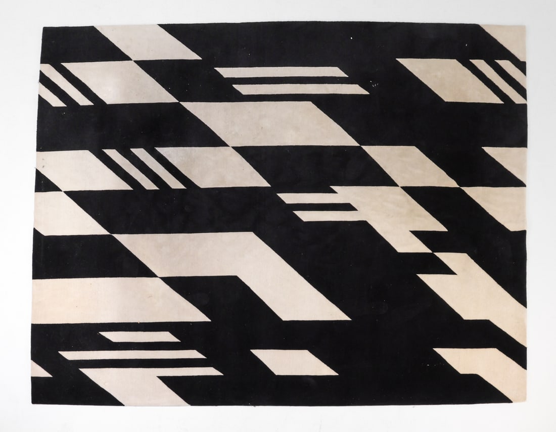 CONTEMPORARY WOOL RUG (1 of 8)