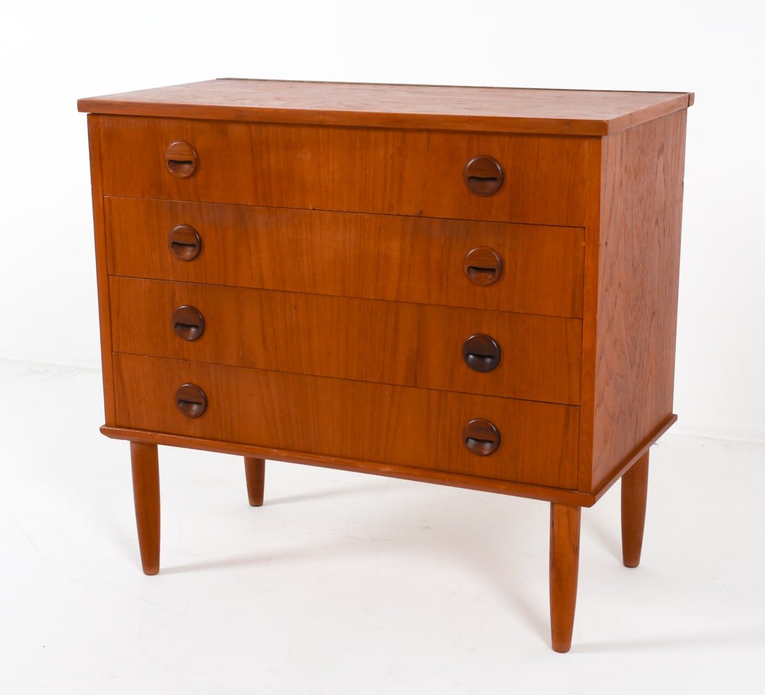 KAI KRISTIANSEN TEAK VANITY CHEST C. 1960'S (1 of 18)