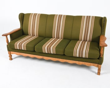 KJAERNULF STYLE DANISH OAK SOFA C. 1970'S