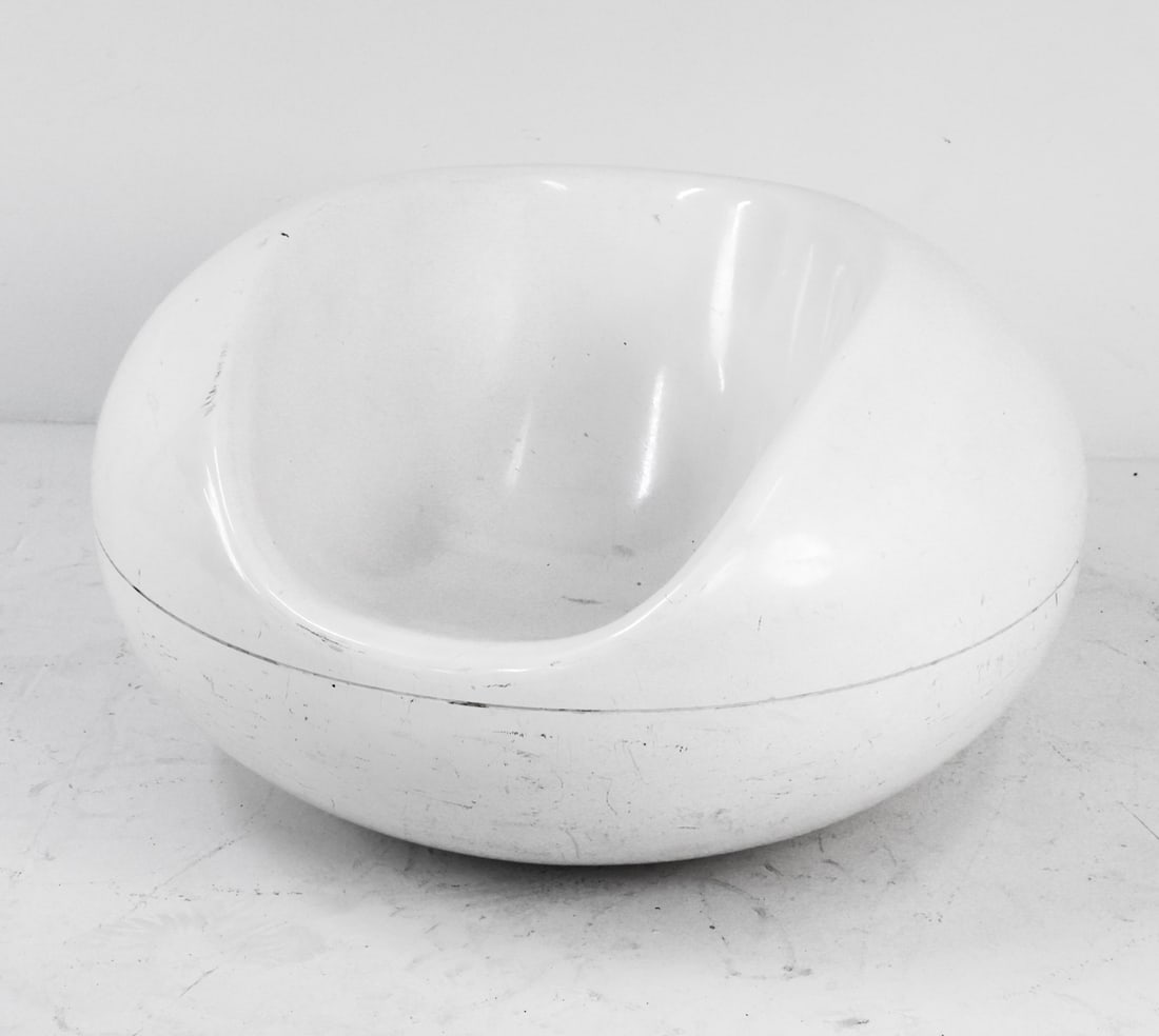 EERO AARNIO (FINLAND B.1932) PASTIL CHAIR (1 of 11)