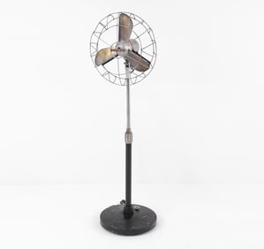VINTAGE 1930'S MACHINE AGE MARELLI FLOOR FAN