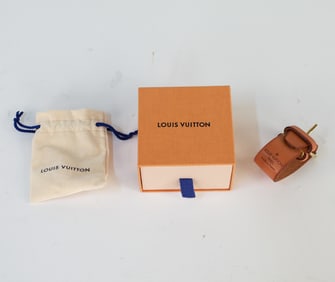 LOUIS VUITTON LEATHER LUGGAGE STRAP W/ BOX