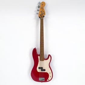 FENDER SQUIER P-BASS DAKOTA RED FINISH