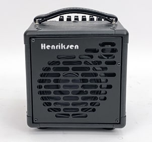 HENRIKSEN THE BUD SIX AMP