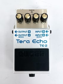 BOSS TERA ECHO TE-2 GUITAR EFFECT PEDAL