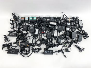 LARGE GROUPING OF POWER ADAPTERS