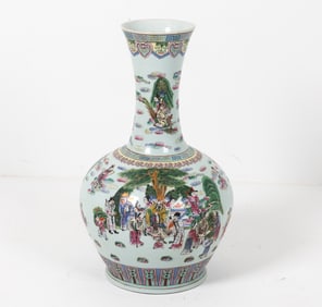 ANTIQUE FAMILLE ROSE CHINESE FLOOR VASE