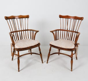 PAIR OF 19TH C. OAK WINDSOR ARM CHAIRS