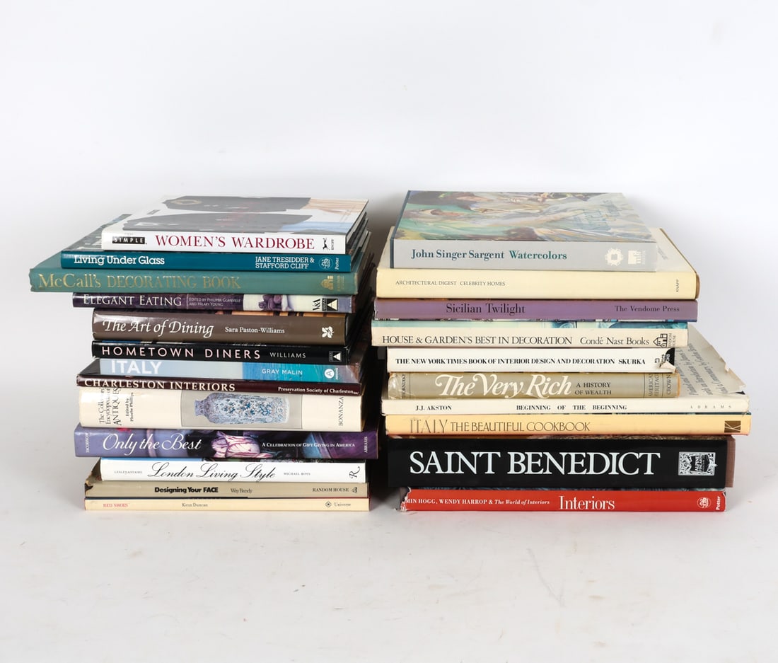 COFFEE TABLE BOOK GROUPING (1 of 8)