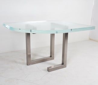 CUSTOM ACRYLIC & METAL TABLE