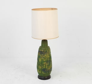 MID-CENTURY CERAMIC TABLE LAMP