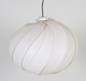ACRYLIC SCULPTURAL PENDANT LAMP