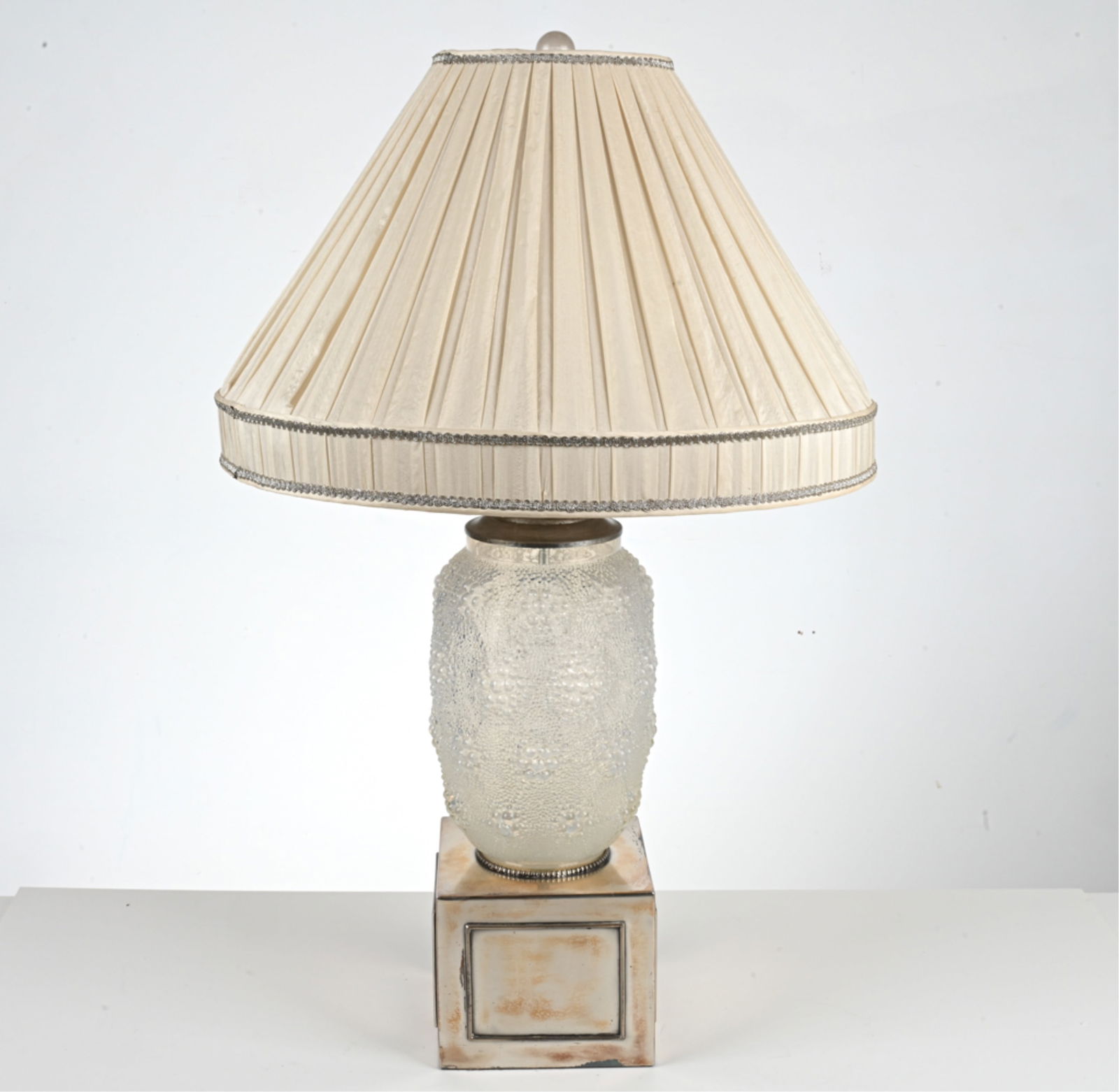 ATTR. RENE LALIQUE VASE, MOUNTED AS A LAMP (1 of 17)