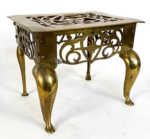 ANTIQUE ENGLISH BRASS FOOTMAN FIREPLACE STOOL