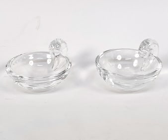 PAIR OF STEUBEN GLASS SNAIL-SCROLL BOWLS