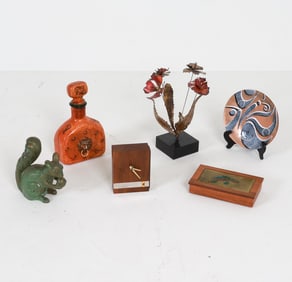 MID-CENTURY DECORATIVE GROUPING