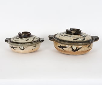 PAIR OF JAPANESE CERAMIC DONBURI BOWLS W/ LIDS