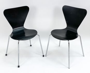 STYLE OF ARNE JACOBSEN SIDE CHAIRS