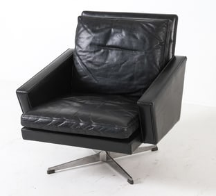 THAMS STYLE DANISH LEATHER SWIVEL CHAIR