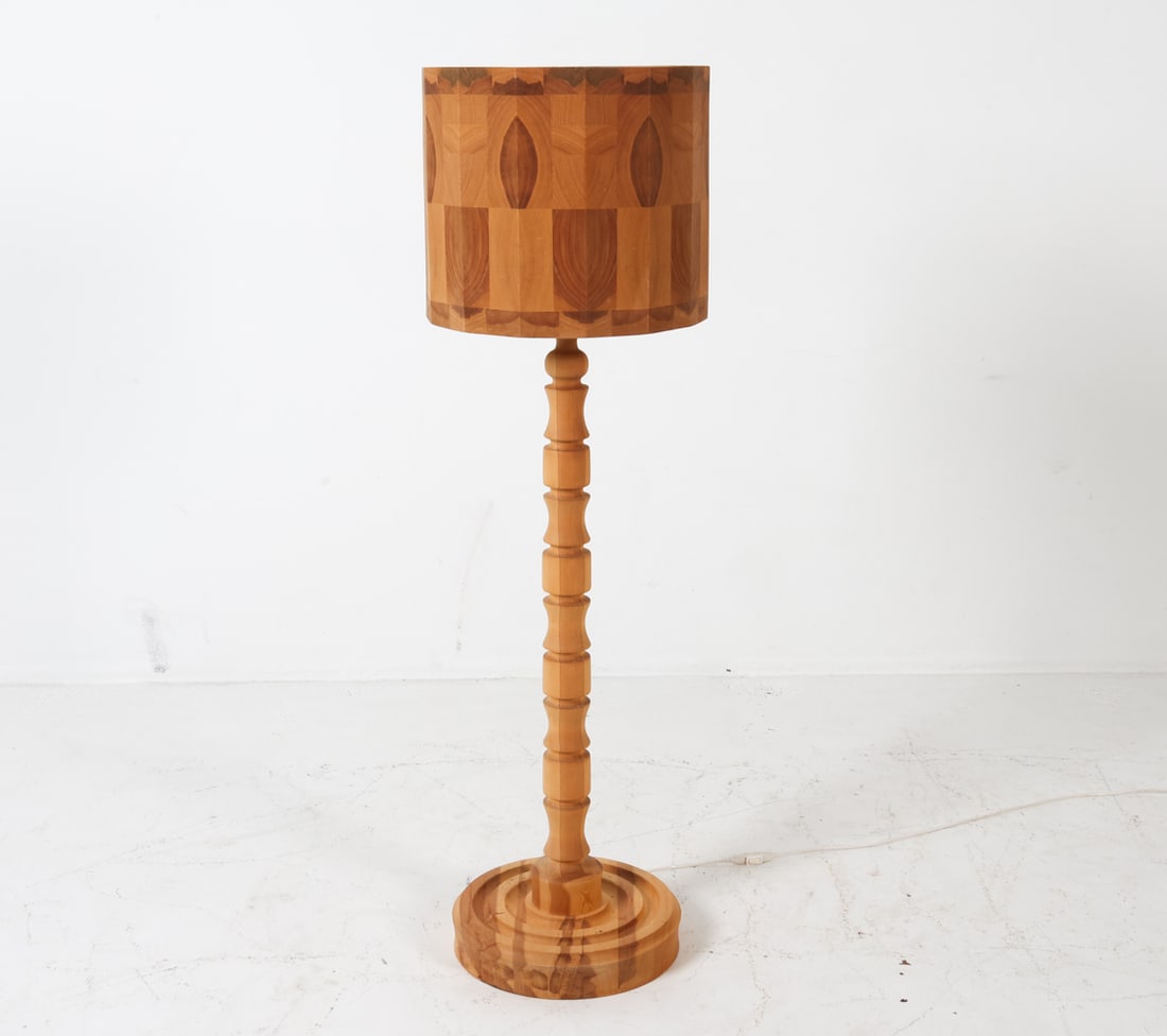 SWEDISH PINE FLOOR LAMP C. 1960S (1 of 14)