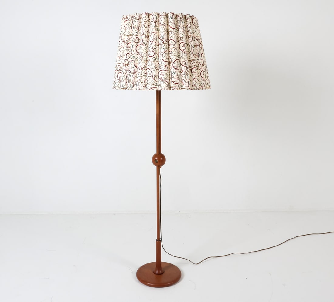 SWEDISH TEAK ADJUSTABLE FLOOR LAMP C. 1960S (1 of 10)