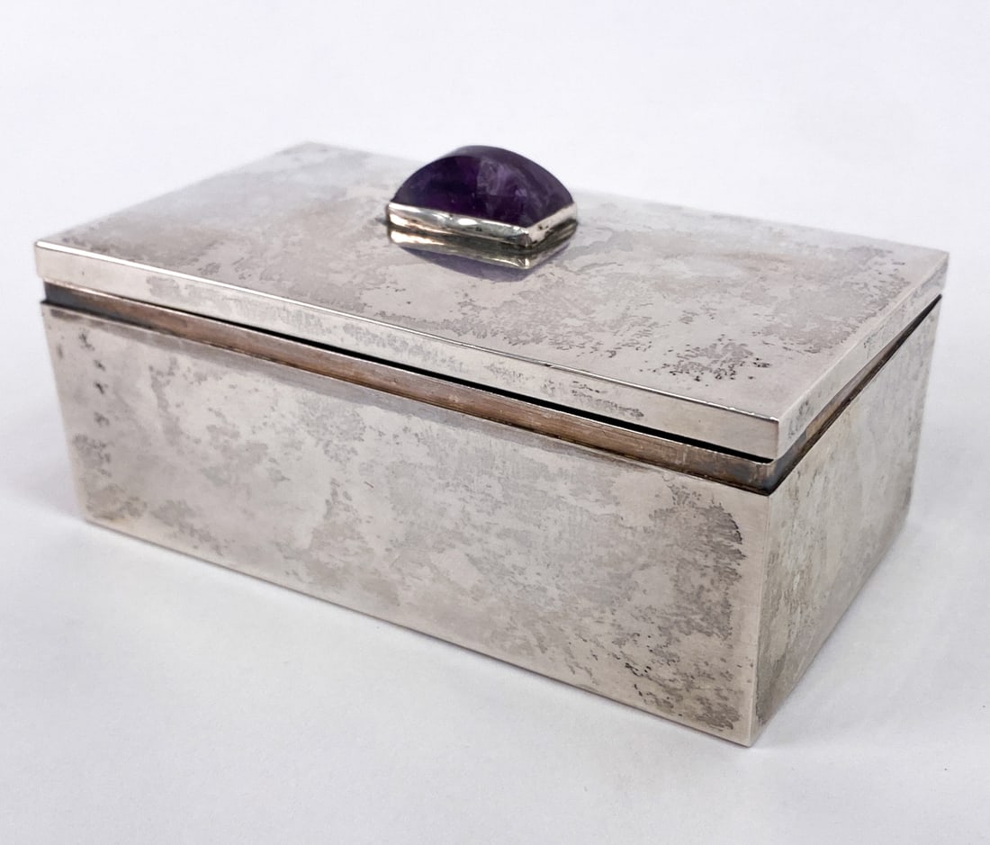 FRED DAVIS MEXICAN STERLING SILVER BOX (1 of 11)