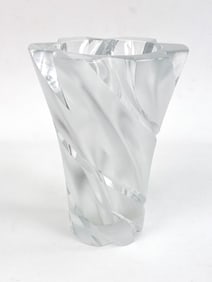 LALIQUE FRENCH CRYSTAL NARCISSUS VASE