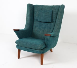 SWEDISH PAPA BEAR CHAIR IN THE MANNER OF WEGNER