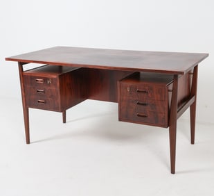 GUNNAR NIELSEN DANISH ROSEWOOD DESK C. 1960S