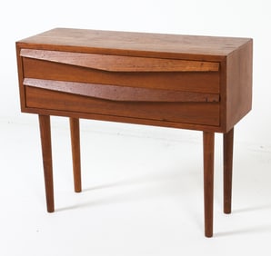MID-CENTURY DANISH TEAK NIGHTSTAND C. 1960S