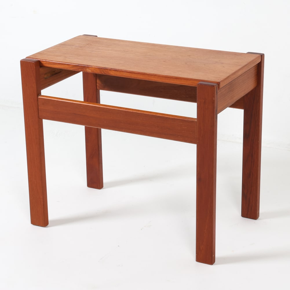 MID-CENTURY DANISH TEAK SIDE TABLE C. 1960S (1 of 15)