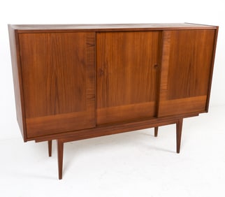 DANISH TEAK SIDEBOARD C. 1960S