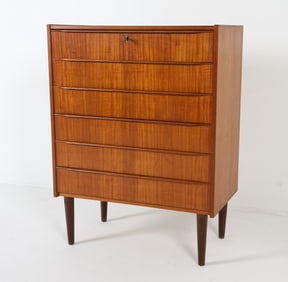DANISH TEAK CHEST OF DRAWERS C. 1960S