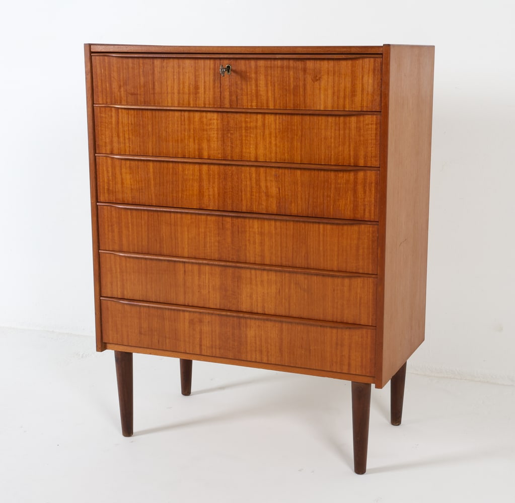 DANISH TEAK CHEST OF DRAWERS C. 1960S (1 of 12)