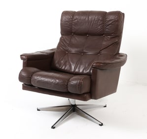 DANISH LEATHER SWIVEL LOUNGE CHAIR C. 1960S