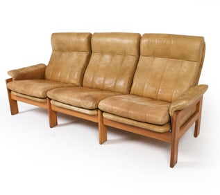 SVEN ELLEKAER FOR SKIPPER DANISH LEATHER SOFA