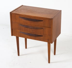 DANISH TEAK SIDE CHEST OR NIGHTSTAND C. 1960S