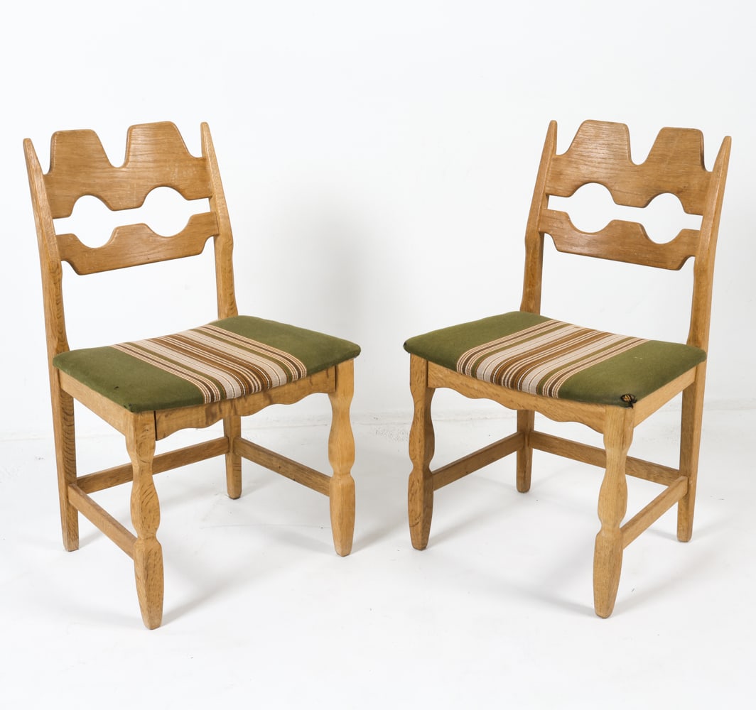 (2) KJAERNULF DANISH OAK RAZOR BACK DINING CHAIRS (1 of 13)