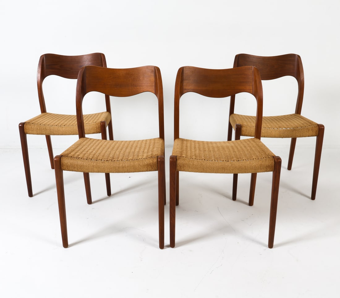 (4) ARNE HOVMAND OLSEN TEAK DINING CHAIRS (1 of 14)