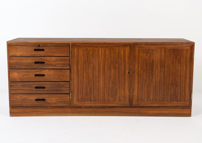 KAI WINDING DANISH ROSEWOOD SIDEBOARD C. 1970S