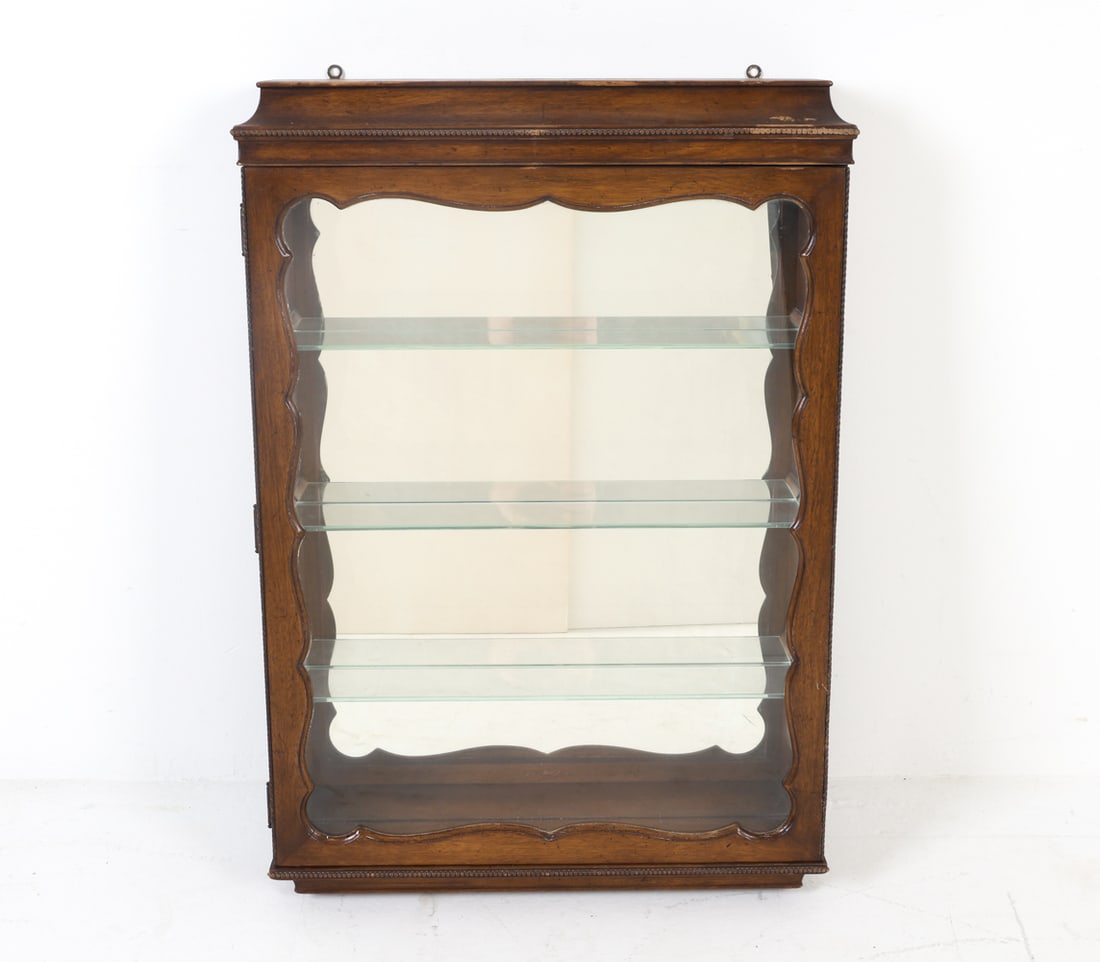 GEORGIAN STYLE MAHOGANY WALL CABINET (1 of 13)