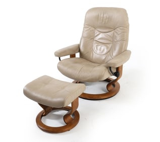 EKORNES 'STRESSLESS' RECLINER & OTTOMAN
