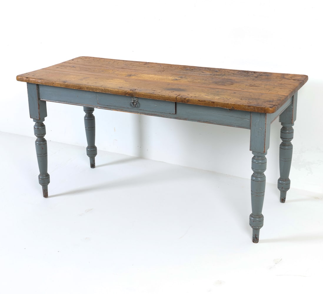 COUNTRY FARMHOUSE STYLE PINE TABLE (1 of 18)