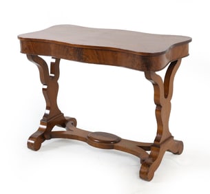 HEPPLEWHITE STYLE MAHOGANY SIDE TABLE