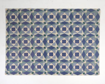 GEOMETRIC PATTERN WOOL RUG